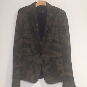 Zara Camo/Army Print Blazer size XS New